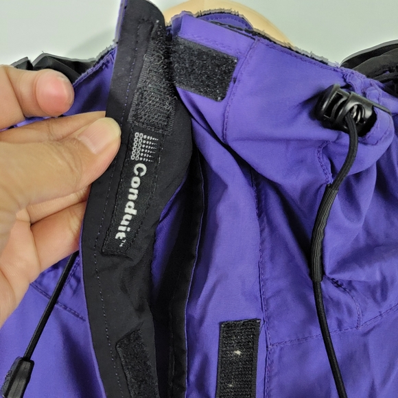 Mountain Hardware Conduit Purple Hooded Vented Rain Jacket Sz 12 Outdoor Nylon - Picture 4 of 12